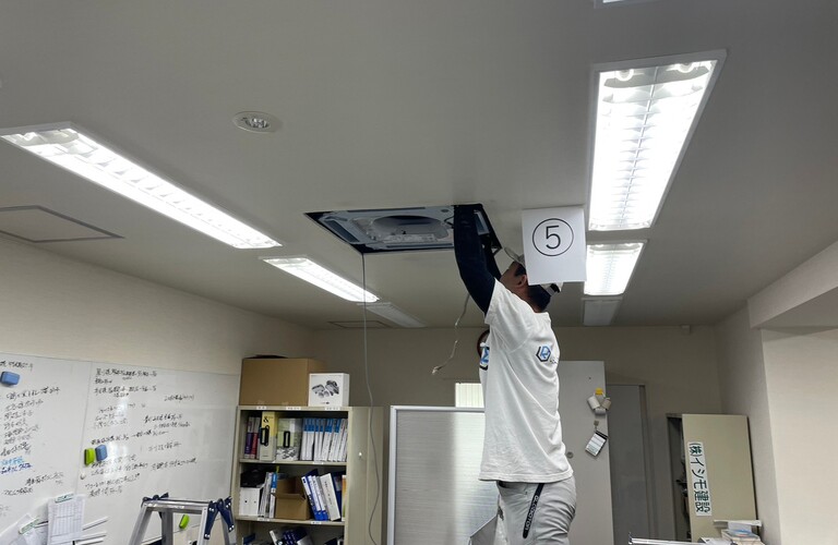 岩槻市で業務用エアコンを交換するなら植田冷熱が速くて安い！