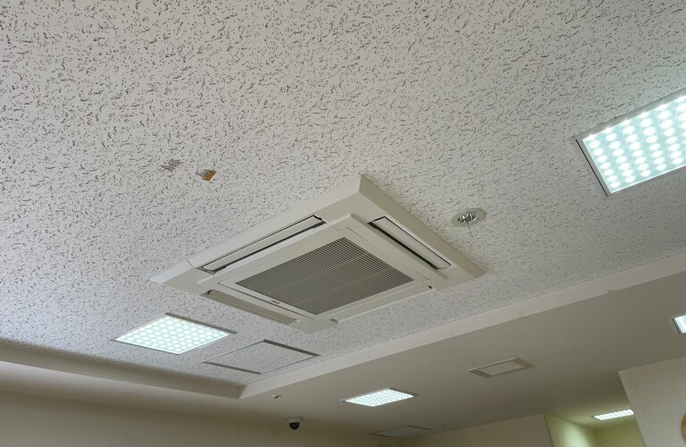 埼玉県秩父市で業務用エアコンを交換するなら植田冷熱にお任せ！